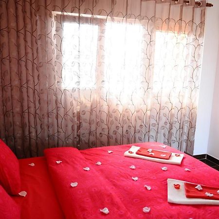 Vila Floarea Etiquette Costinesti Luaran gambar